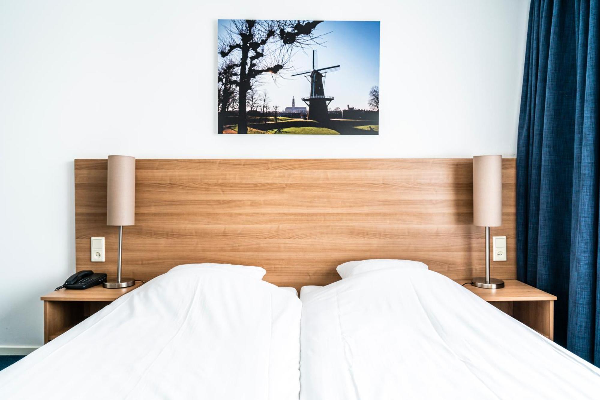 Hotel Хульст Экстерьер фото